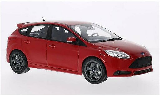 Ford Focus ST 1/18 Minichamps MkIII rosso 2011 modellini auto