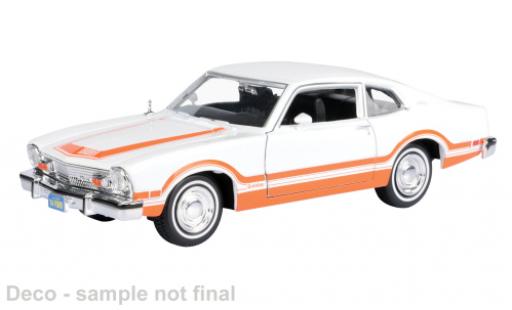 Ford Maverick 1/24 Motormax Grabber weiss/orange 1974 1:24