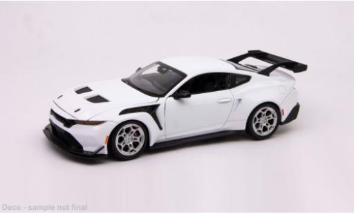Ford Mustang 1/24 Welly GTD weiss 1:24 modellino in miniatura