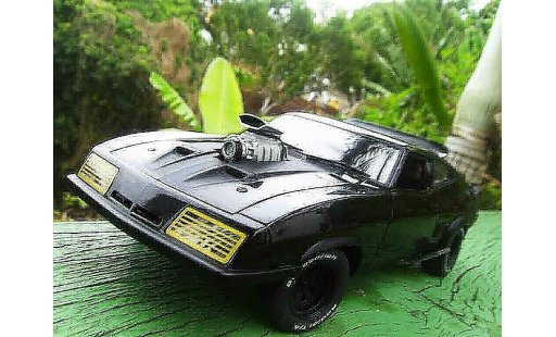 Mad Max ROAD WARRIOR INTERCEPTOR Interceptor 1/18 Autoart falcon 1973 modellini auto