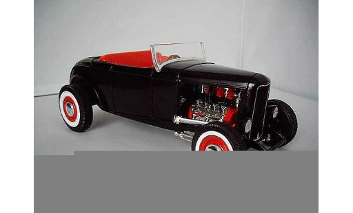 Ford 1932 Hot Rod 1/18 Hot Wheels roadster modellini auto