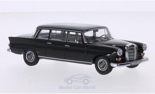 Mercedes 200 1/43 GLM W111 Binz Lang nero 1965 modellino in miniatura