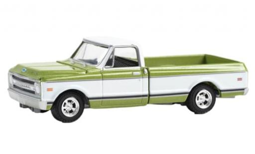 Chevrolet C-10 1/64 Greenlight Custom metallise grün/weiss 1972 1:64 modellino in miniatura