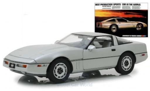 Chevrolet Corvette 1/18 Greenlight C4 grigio 1984 modellino in miniatura