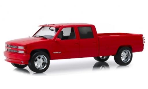 Chevrolet Silverado 1/18 Greenlight 3500 Crew Cab Custom rosso 1997 modellino in miniatura