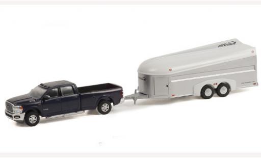 Dodge RAM 1/64 Greenlight 3500 Laramie Crew Cab grigio 2021 mit Aerovault MK II Trailer modellino in miniatura