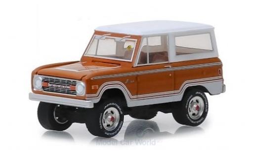 Ford Bronco 1/64 Greenlight Ranger marroneee/bianco 1977 modellino in miniatura