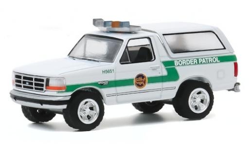 Ford Bronco 1/64 Greenlight U.S. Customs and Border Prossoection 1993 Border Patrol modellino in miniatura