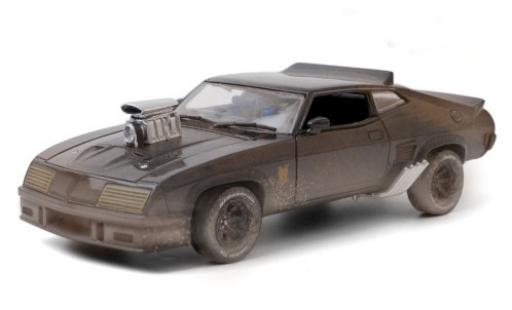 Ford Falcon 1/24 Greenlight XB nero RHD Mad Max - Last of the V8 Interceptors 1973 avec Witterungsspuren modellino in miniatura