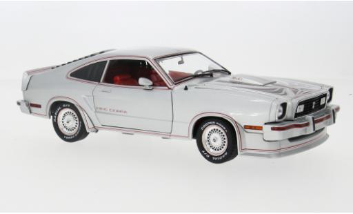 Ford Mustang 1/18 Greenlight II King Cobra silber/rot 1978 1:18 modellino in miniatura