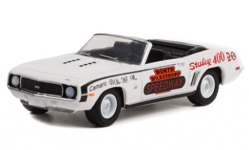 Chevrolet Camaro 1/64 Greenlight Convertibile North Wilkesboro Speedway Pace Car 1969 modellino in miniatura