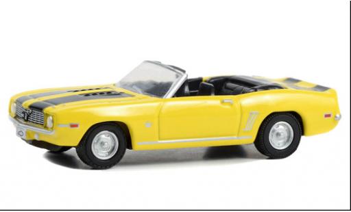 Chevrolet Camaro 1/64 Greenlight SS Convertibile giallo/nero 1969 modellino in miniatura
