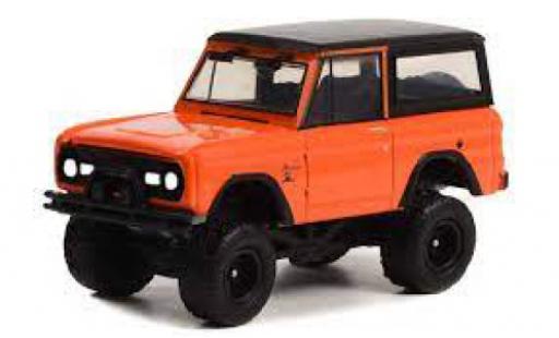 Ford Bronco 1/64 Greenlight Custom SUV orange 1967 modellino in miniatura