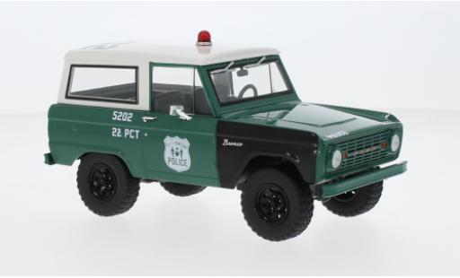 Ford Bronco 1/24 Greenlight NYPD - Nouveau York City Police Departement 1967 modellino in miniatura