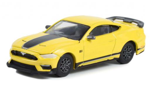 Ford Mustang 1/64 Greenlight Mach 1 giallo 2021 modellino in miniatura