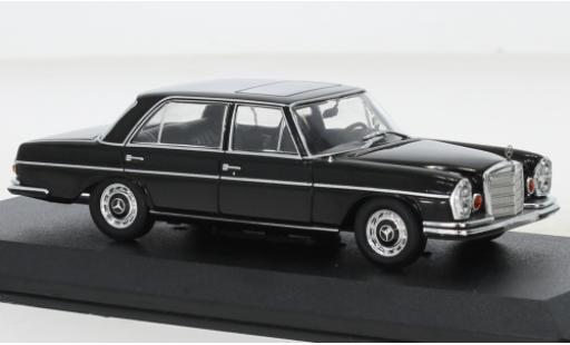 Mercedes 280 1/43 Greenlight SEL 4.5 (W108) nero Rocky IV 1972 modellino in miniatura