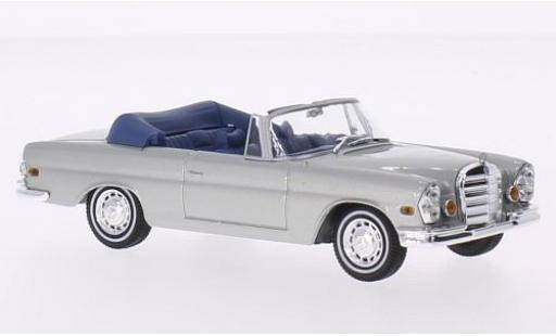 Mercedes 280 1/43 Greenlight SE Convertibile grigio/blu The Hangover 2009 1969 modellino in miniatura