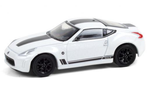 Nissan 370Z 1/64 Greenlight Heritage Edition metallico bianco/Dekor 2019 modellino in miniatura