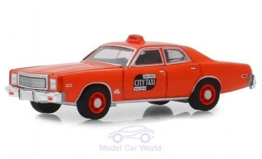 Plymouth Fury 1/64 Greenlight Binghamton New York City Taxi 1977 modellino in miniatura