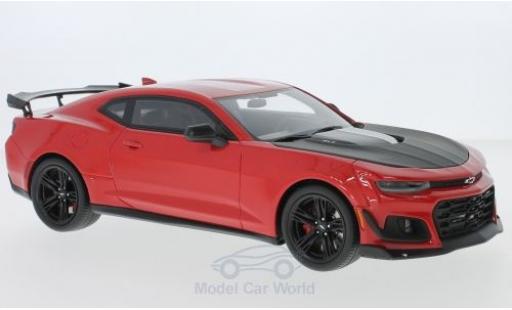 Chevrolet Camaro ZL1 1/18 GT Spirit ZL1 1LE rosso/nero 2017 modellino in miniatura