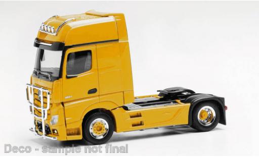 Mercedes Actros 1/87 Herpa Gigaspace giallo modellino in miniatura