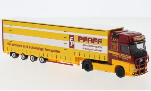Mercedes Actros 1/87 Herpa Gigaspace Pfaff Volumen-Sattelzug Exclusive Series modellino in miniatura