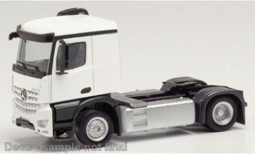 Mercedes CLA 1/87 Herpa Arocs Classic bianco modellino in miniatura