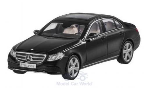 Mercedes Classe E 1/43 iScale nero modellino in miniatura