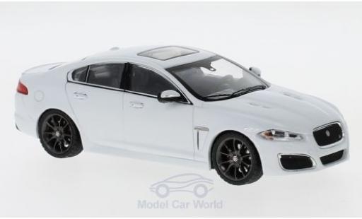 Jaguar XF R 1/43 IXO R bianco modellino in miniatura