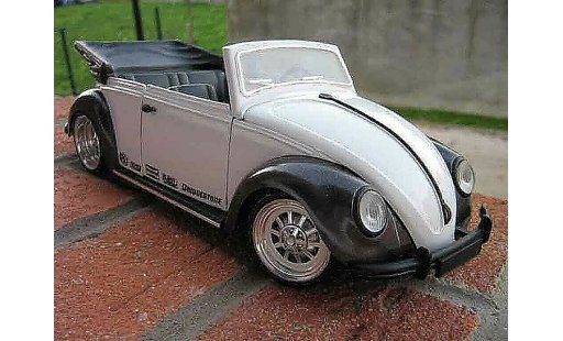 Volkswagen Kafer Cabriolet 1/18 Solido Cabrio race air modellini auto
