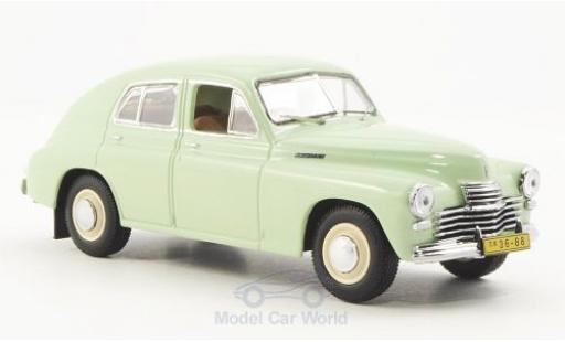 Gaz M20 1/43 IST Models GAZ Pobieda verde 1949 modellino in miniatura