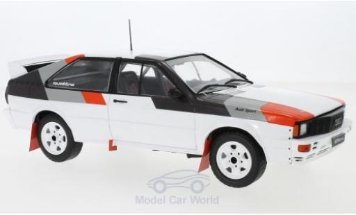 Audi Quattro 1/18 IXO quattro bianco/Dekor 1982 Rally Spec modellino in miniatura