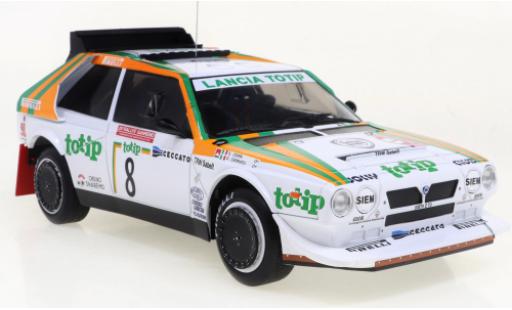 Lancia Delta 1/18 IXO S4 No.8 Rally San Remo 1986 modellino in miniatura