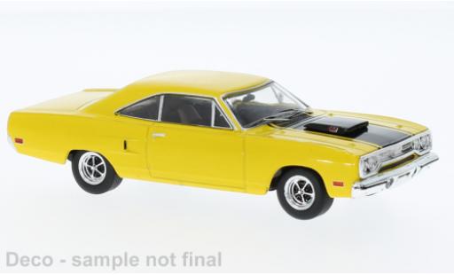 Plymouth Road Runner 1/43 IXO giallo 1970 modellino in miniatura