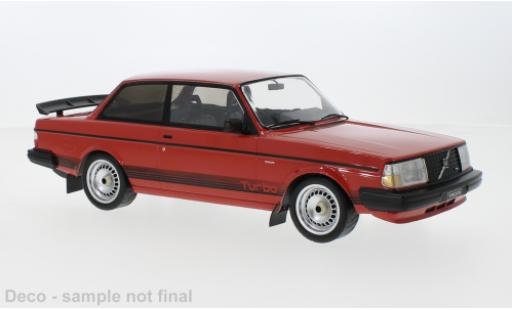 Volvo 240 1/18 IXO Turbo Douane rosso 1987 modellino in miniatura