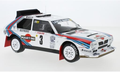 Lancia Delta 1/18 IXO S4 No.3 Martini Racing Martini Rally Monte Carlo 1986 M.Alen/I.Kivimäki modellino in miniatura