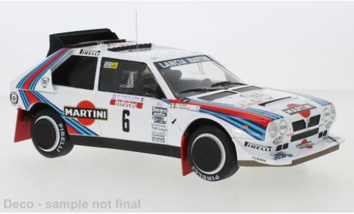 Lancia Delta 1/18 IXO S4 No.6 Martini Racing Martini Tour de Corse 1986 M.Biasion/T.Siviero modellino in miniatura