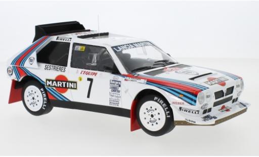 Lancia Delta 1/18 IXO S4 No.7 Martini Racing Martini Rally Monte Carlo 1986 H.Toivonen/S.Cresto modellino in miniatura