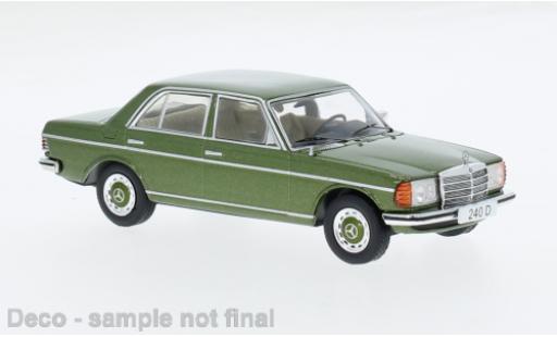 Mercedes 240 1/43 IXO D (W123) metallise grün 1976 1:43 modellino in miniatura