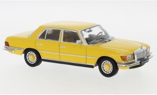 Mercedes 450 1/43 IXO SEL (W116) giallo 1975 modellino in miniatura