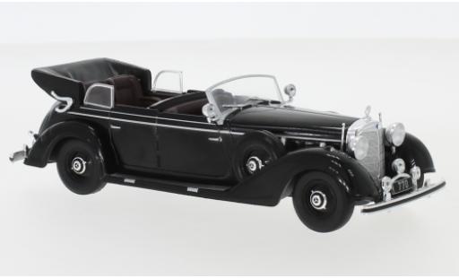 Mercedes 770 1/43 IXO K Cabriolet nero 1938 modellino in miniatura