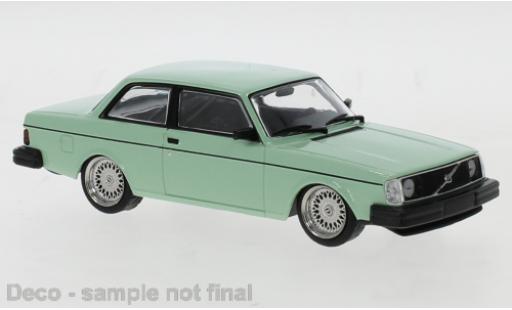 Volvo 242 1/43 IXO Custom verde 1980 modellino in miniatura