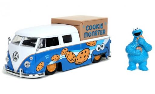 Volkswagen T1 1/24 Jada Toys Doka Lowrider Sesame Street - Cookie Monster 1963 mit Figur und Ladegut modellino in miniatura