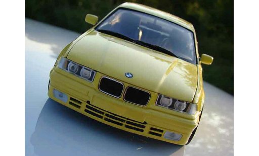 Bmw 325 kit m3 1/18 Ut Models E36 e36 coupe giallo kitee modellini auto