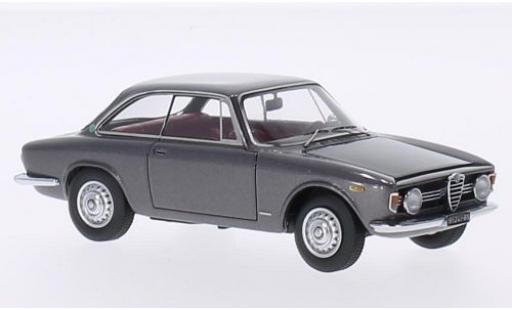 Alfa Romeo Giulia 1/43 Kess Sprint GT Velcoce 1.6 metallico grigio 1966 modellino in miniatura