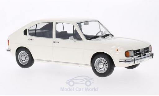 Alfa Romeo Alfasud 1/18 KK Scale 1.3 bianco Türen und Hauben sind nicht zu öffnen modellino in miniatura