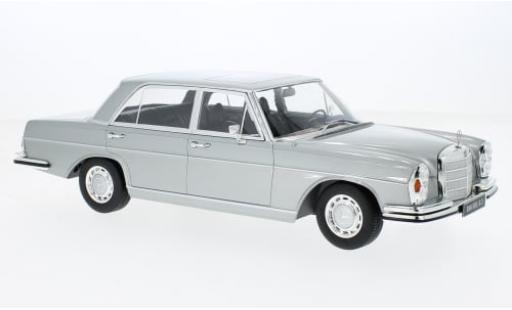 Mercedes 300 1/18 KK Scale SEL 6.3 (W109) silber 1968 1:18 modellino in miniatura