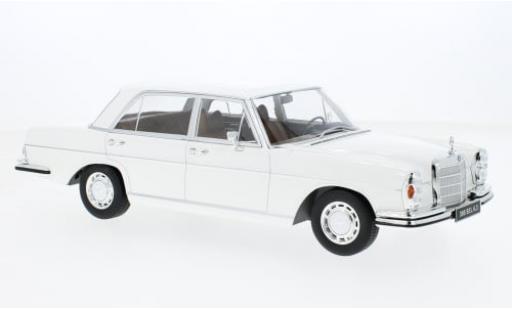 Mercedes 300 1/18 KK Scale SEL 6.3 (W109) weiss 1968 1:18 modellino in miniatura