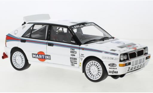 Lancia Delta 1/18 Kyosho HF Integrale Evolutione bianco 1992 modellino in miniatura
