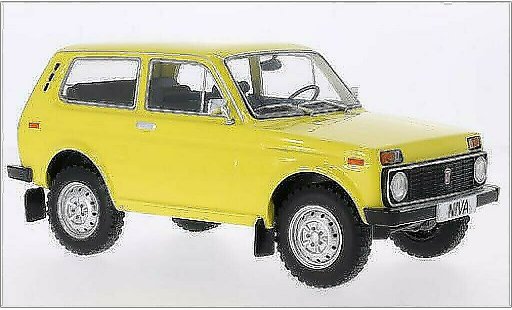 Lada Niva Base 1/18 MCG 1600 giallo 1976 modellini auto